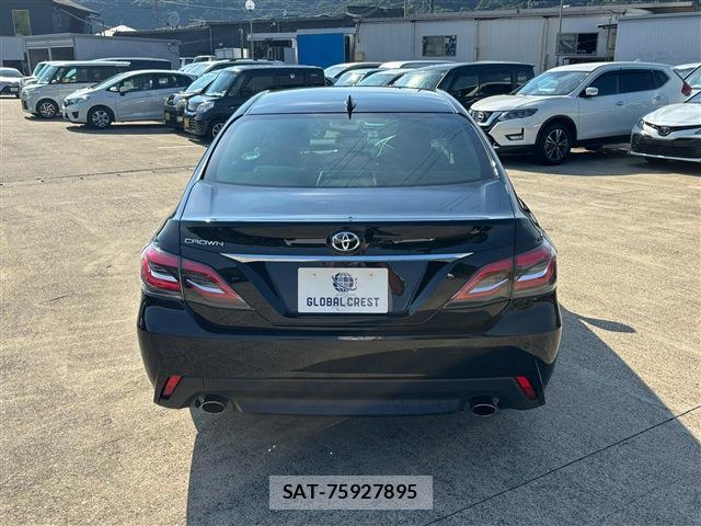 Toyota CROWN 2019-05 8278119-12