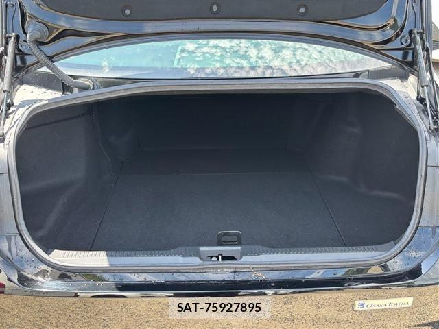 Toyota CROWN 2019-05 8278119-6