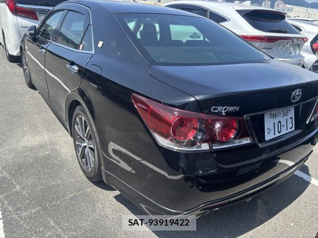 Toyota CROWN 2016-11 8278992-4