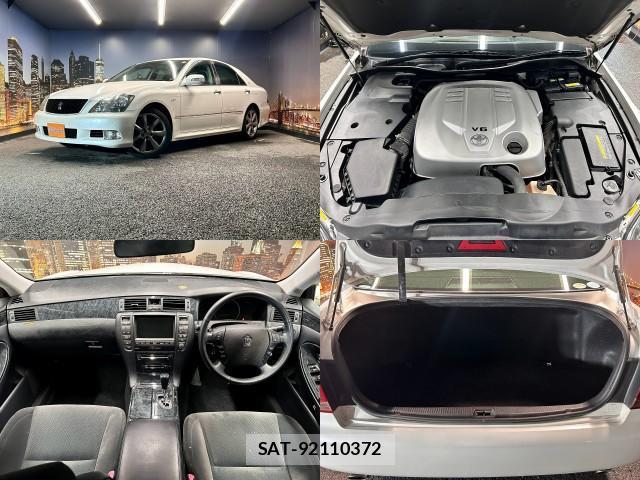 Toyota CROWN 2007-10 8279202-2