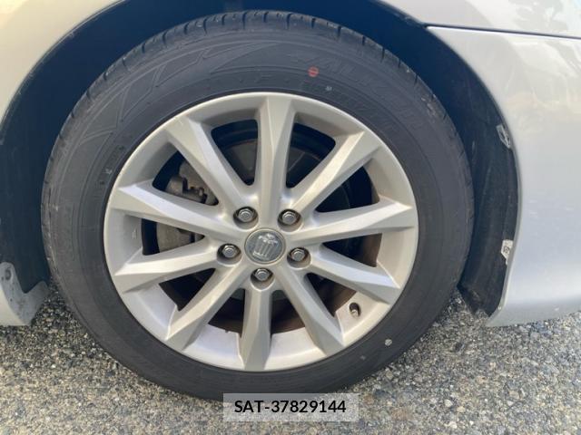 Toyota CROWN 2008-12 8279734-5