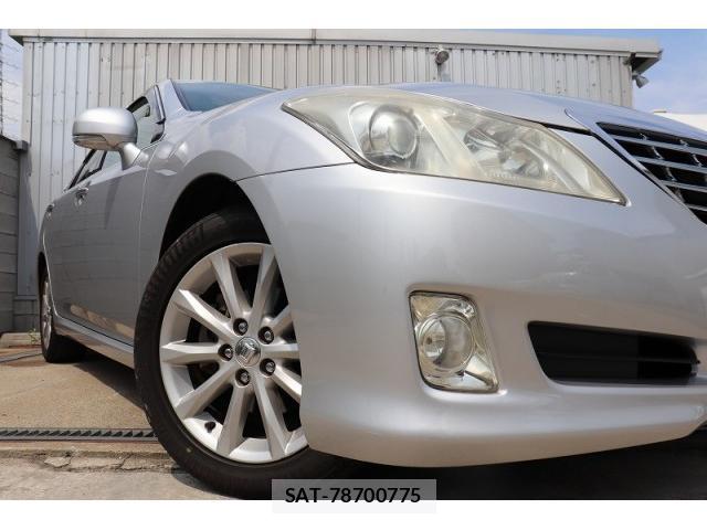 Toyota CROWN 2008-11 8280020-4