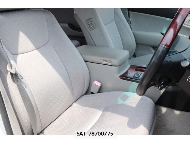 Toyota CROWN 2008-11 8280020-7