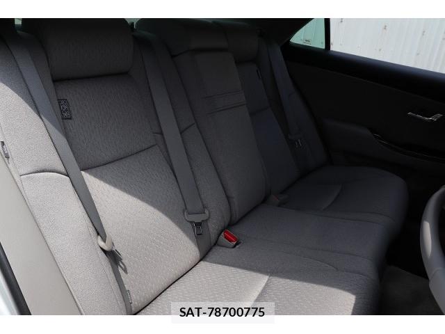 Toyota CROWN 2008-11 8280020-8