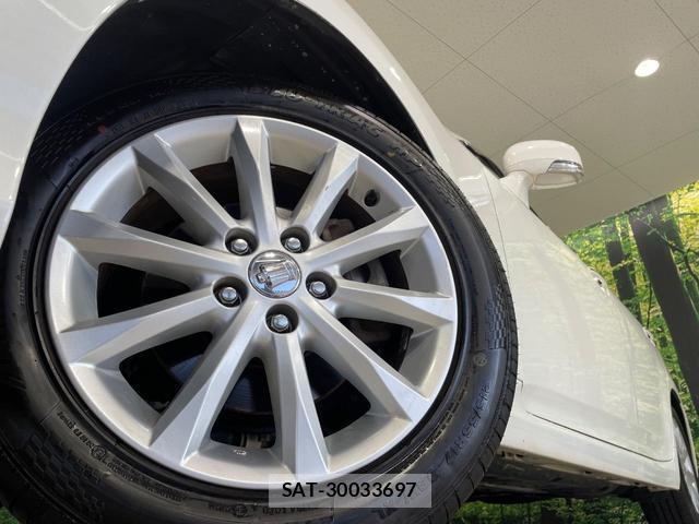 Toyota CROWN 2012-01 8280279-12