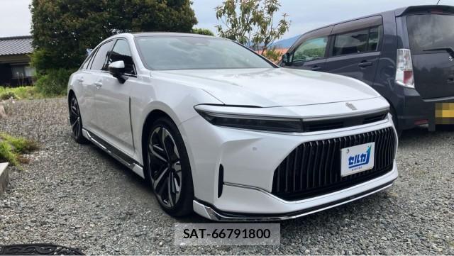 Toyota CROWN 2025-09 8280530-11