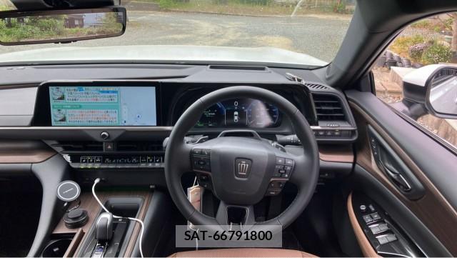 Toyota CROWN 2025-09 8280530-16