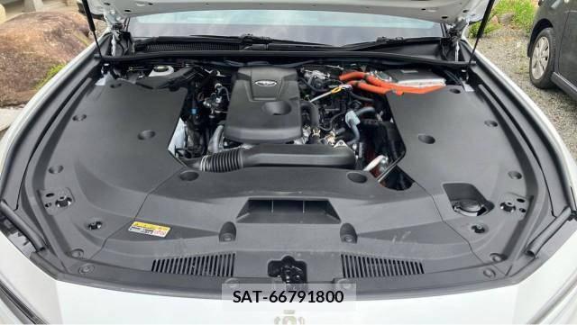Toyota CROWN 2025-09 8280530-7