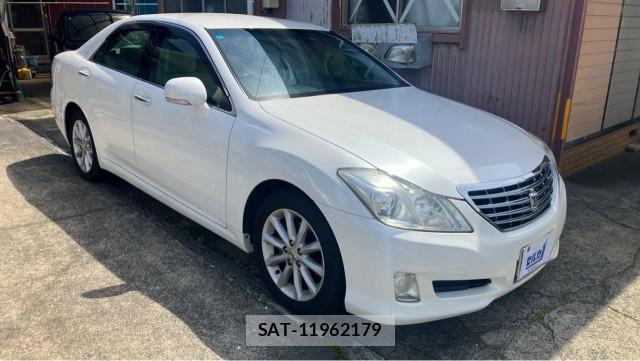 Toyota CROWN 2008-09 8280546-0