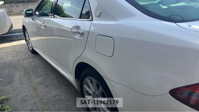 Toyota CROWN 2008-09 8280546-10