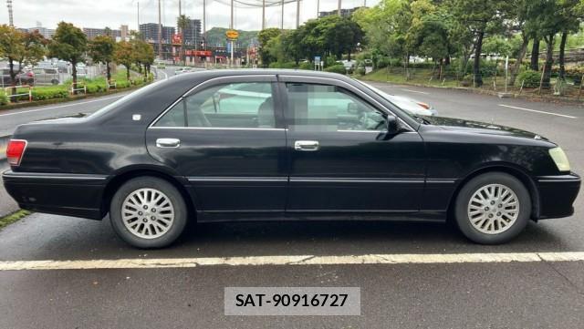 Toyota CROWN 2003-09 8280570-3