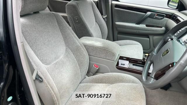 Toyota CROWN 2003-09 8280570-5