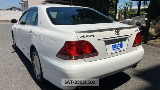 Toyota CROWN 2005-08 8280893-13