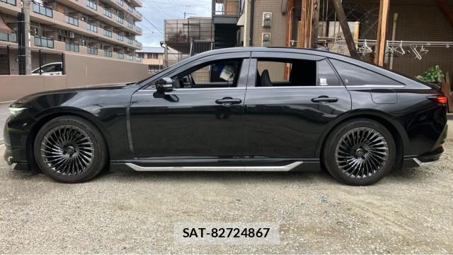 Toyota CROWN 2024-05 8280974-10