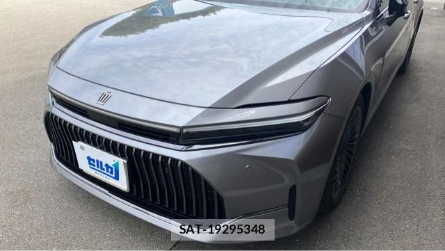 Toyota CROWN 2024-07 8281106-11