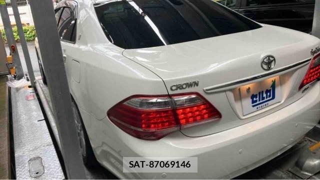 Toyota CROWN 2011-05 8282094-13
