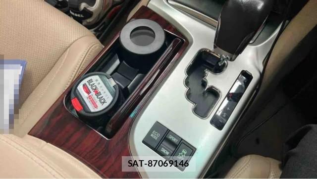 Toyota CROWN 2011-05 8282094-14