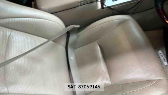 Toyota CROWN 2011-05 8282094-5