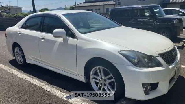 Toyota CROWN 2010-09 8282252-11