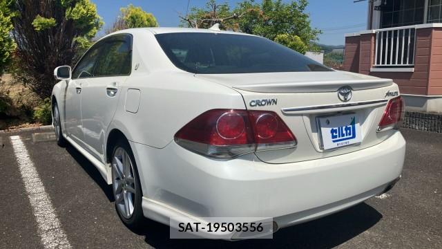 Toyota CROWN 2010-09 8282252-13