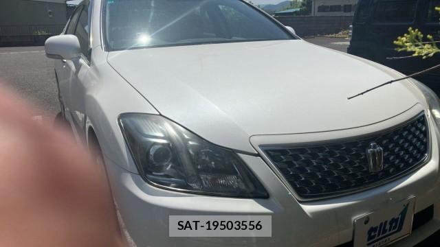 Toyota CROWN 2010-09 8282252-9