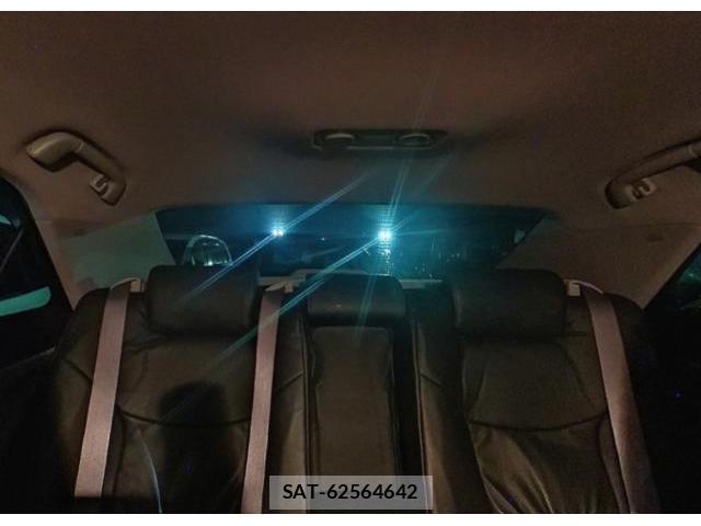 Toyota CROWN 2011-02 8283380-6
