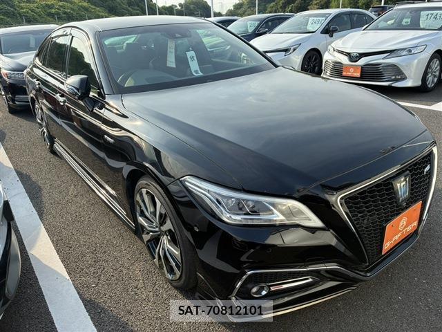 Toyota CROWN 2018-07 8283402-0