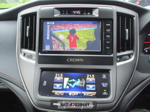 Toyota CROWN 2015-06 8283434-11