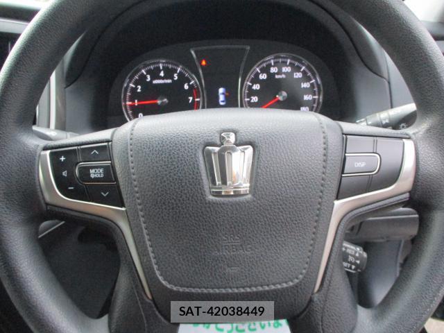Toyota CROWN 2015-06 8283434-18