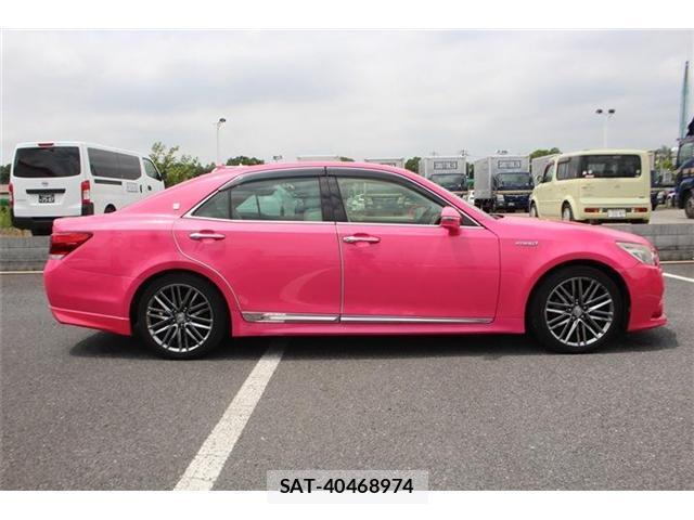 Toyota CROWN 2013-12 8283555-10