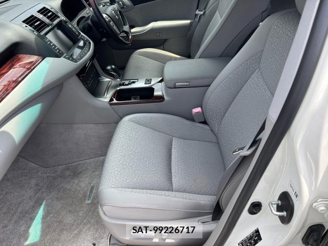 Toyota CROWN 2011-03 8284728-6