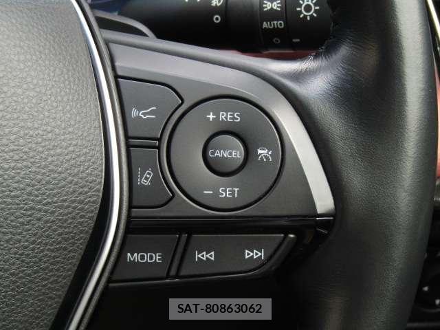 Toyota CROWN 2020-01 8285419-3
