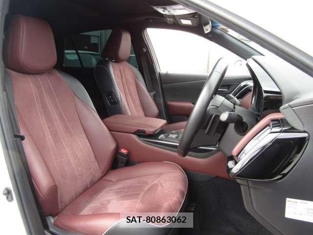 Toyota CROWN 2020-01 8285419-5