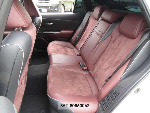 Toyota CROWN 2020-01 8285419-6