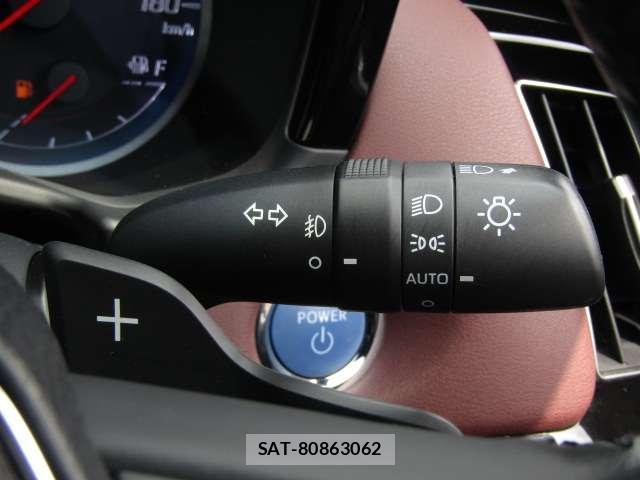 Toyota CROWN 2020-01 8285419-8