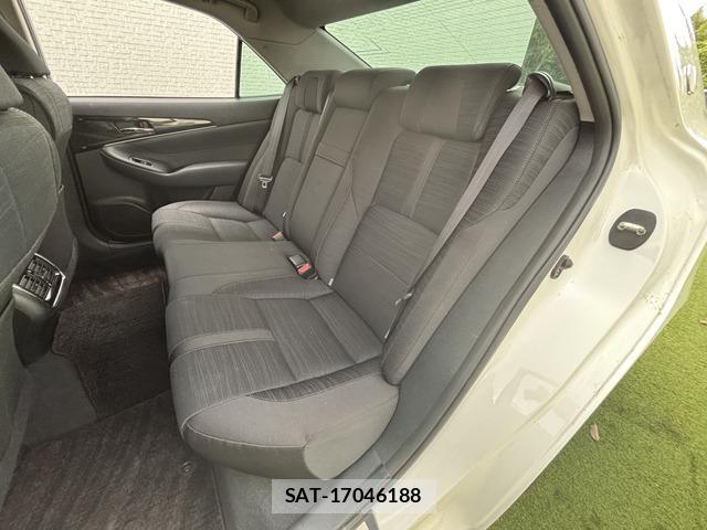 Toyota CROWN 2013-04 8285485-10