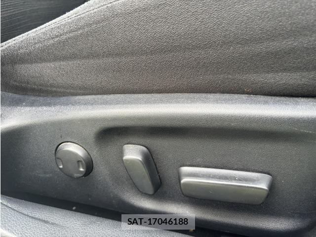 Toyota CROWN 2013-04 8285485-13