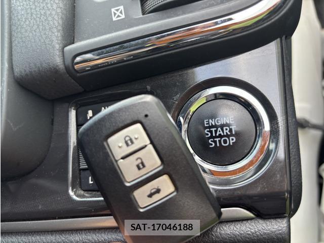 Toyota CROWN 2013-04 8285485-5