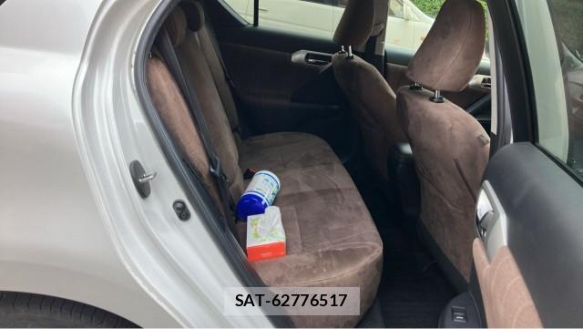 Lexus CT 2011-09 8281437-6
