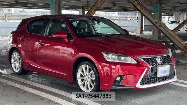Lexus CT 2011-11 8282030-11