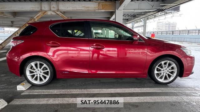 Lexus CT 2011-11 8282030-3