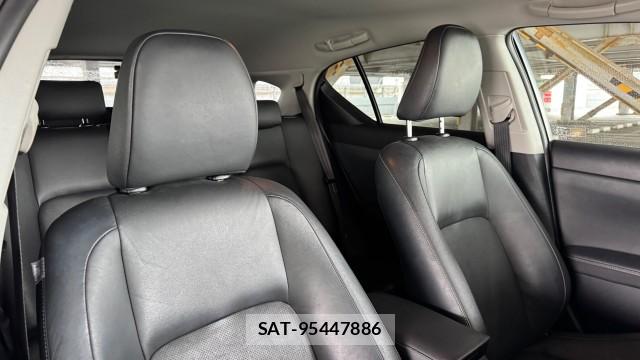 Lexus CT 2011-11 8282030-5