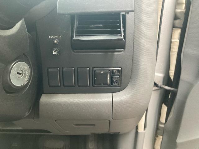 Nissan CUBE 2003-07 8279526-6