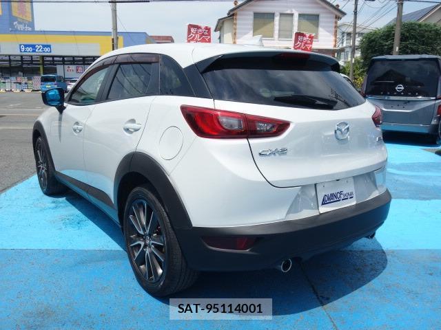 Mazda CX-3 2015-10 8277233-17