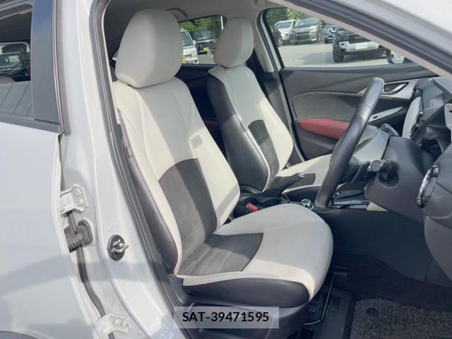 Mazda CX-3 2015-08 8277821-12