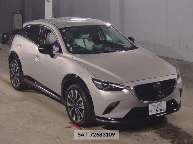 Mazda CX-3 2022-08 8278361-3