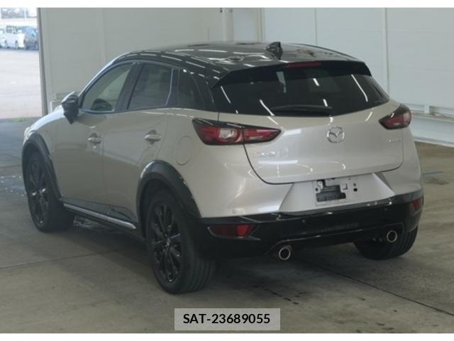 Mazda CX-3 2022-06 8278383-4