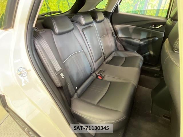 Mazda CX-3 2019-03 8280367-8