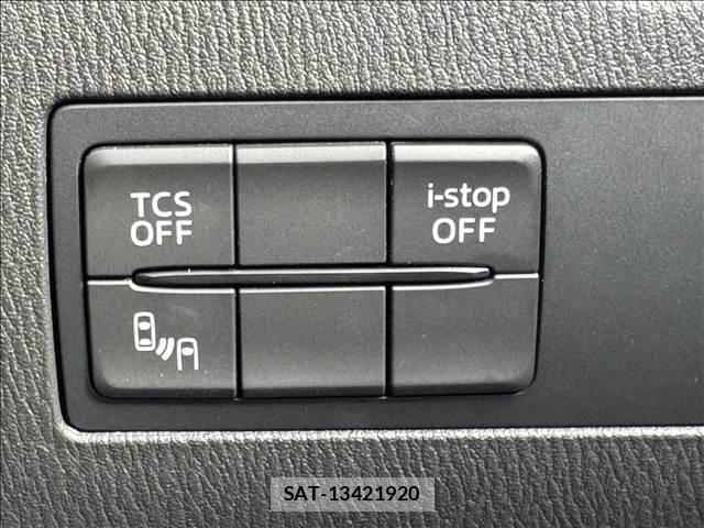 Mazda CX-3 2015-07 8280384-6