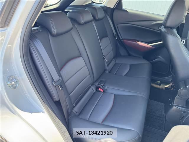 Mazda CX-3 2015-07 8280384-8